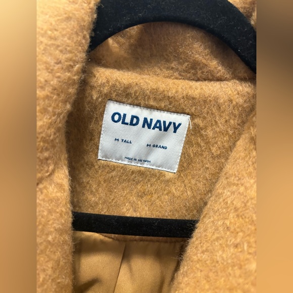 Old Navy tan shacket- Size medium tall - Picture 3 of 3